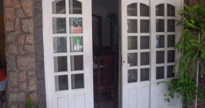 Casa residencial à venda, Campo Grande, Rio de Janeiro.