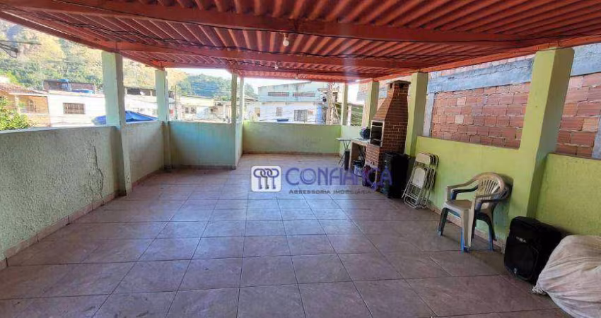 Belissima casa de 2 quartos com boa localização e aceita financiamento!