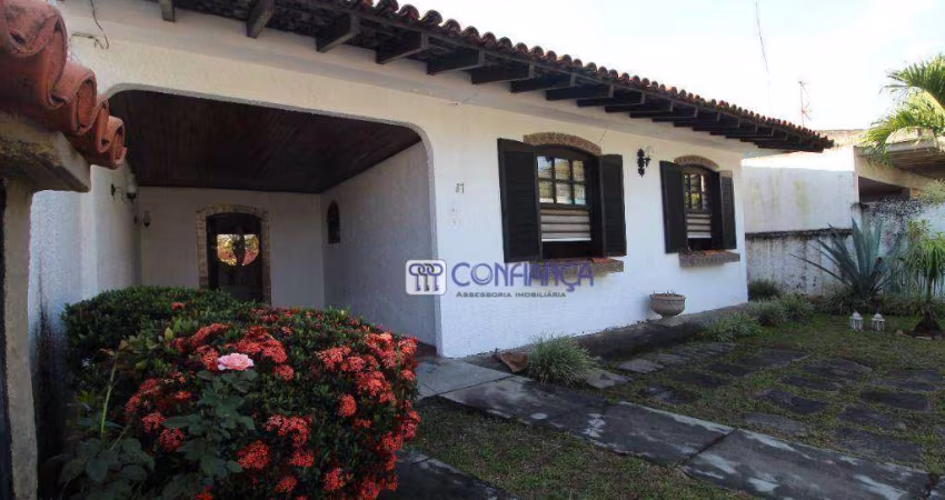 Excelente Casa Linear com 3 Dormitórios em Campo Grande-Rj