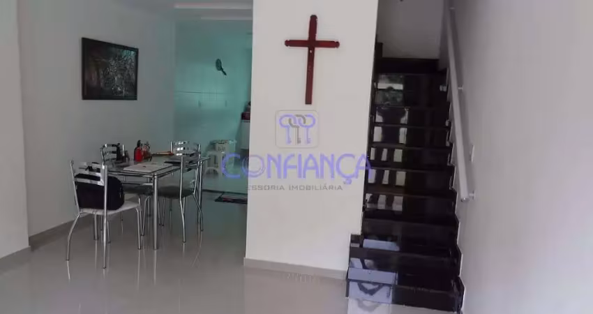 Casa com 2 quartos à venda na Rua Namur, 325, Vila Valqueire, Rio de Janeiro