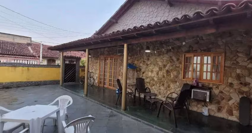 Casa com 2 dormitórios à venda, 240 m² por r$ 600.000,00 - campo grande - rio de janeiro/rj