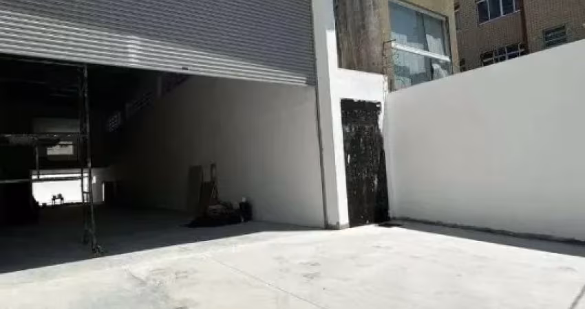 Galpão/Depósito/Armazém à Venda, 282 m²