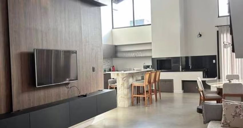 Casa de 280 m2 mobiliada c/ 3 suítes + piscina no Caledônia