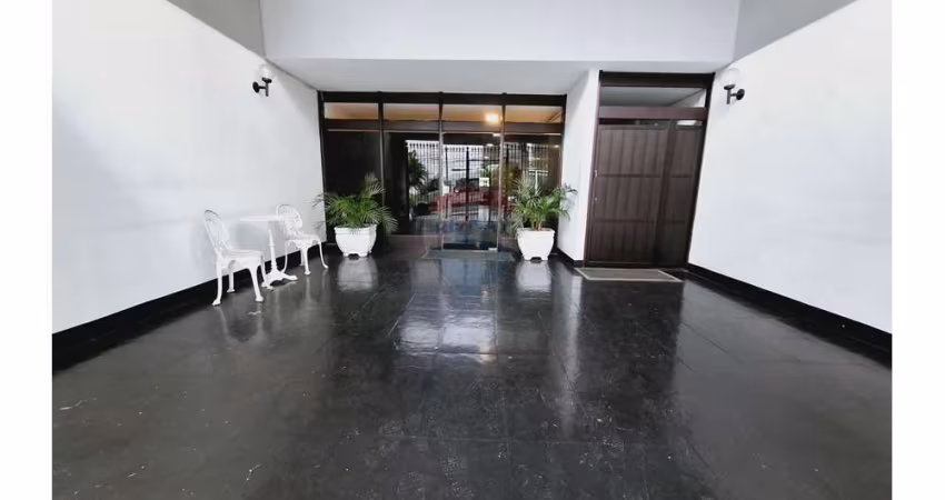 Apartamento à venda 65m², 2 Quartos com Dependência Completa e Vaga em Todos os Santos Rio de Janeiro!