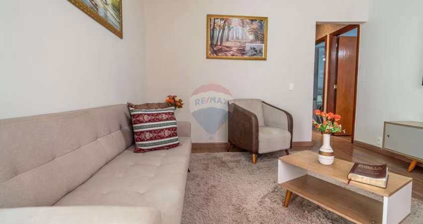Casa em Higienópolis, com vaga, terraço totalizando 180 M2, porteira semifechada