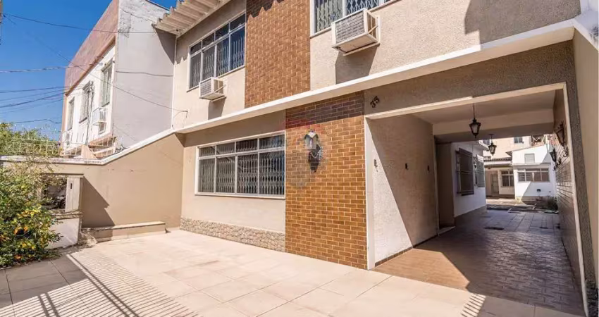 Casa à venda em ramos: 3 quartos e 4 banheiros - 350 m²