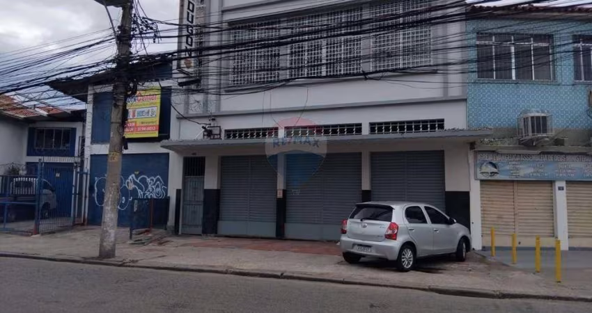 Loja  com Prédio Comercial  -  ALUGANDO  – 468 m2 - Rua Barreiros -  em Ramos/RJ - R$ 10.000,00