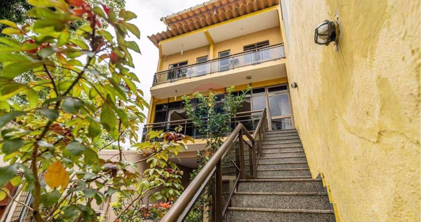 Casa, 4 quartos com 1 suíte, 6 banheiros, Maria da Graça