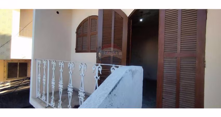Casa duplex em estilo colonial com 80M2, em Brás de Pina- RJ