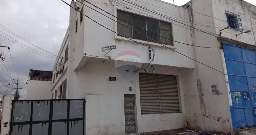 Galpão de 248m² com estacionamento à venda em bonsucesso/rj!