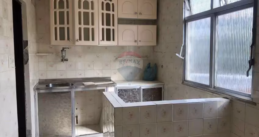 Apartamento em olaria! próximo ao hospital balbino, 50 m2, com 2 quartos!