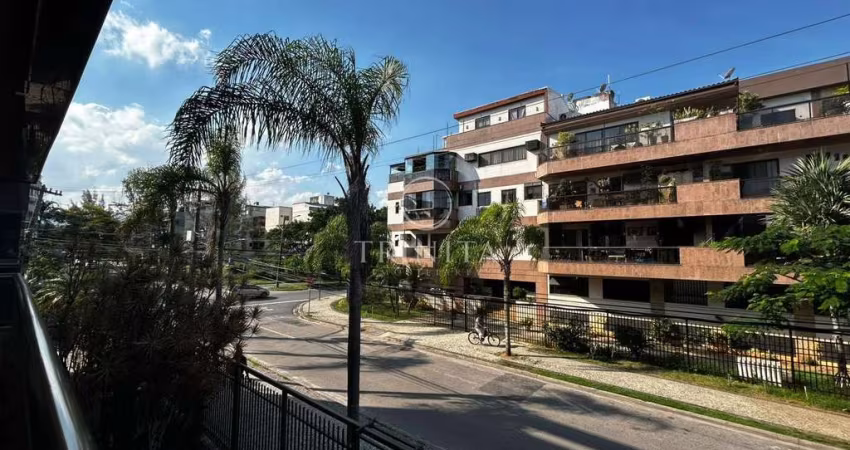Apartamento  em Recreio dos Bandeirantes  -  Rio de Janeiro