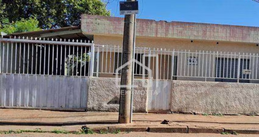 Casa com 3 dormitórios à venda, 372 m² por R$ 360.000,00 - Vila Saraiva - Uberlândia/MG