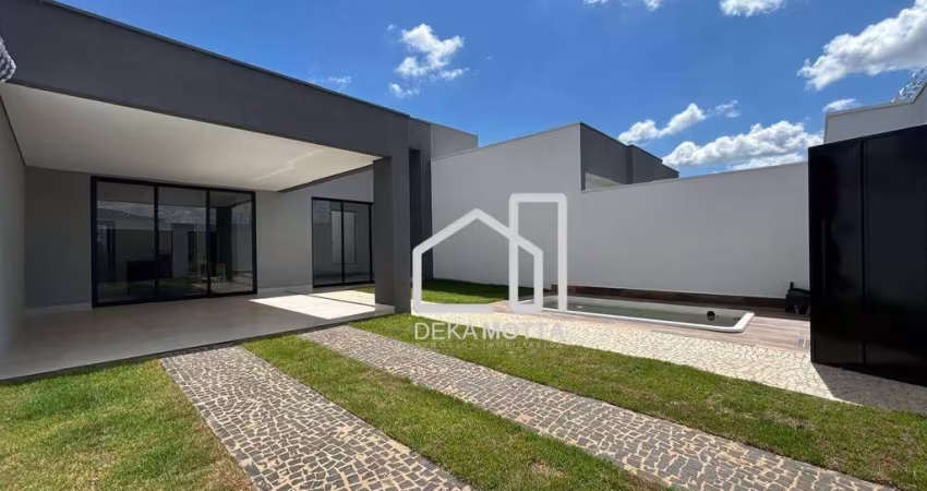 Casa com 3 dormitórios à venda, 140 m² por R$ 890.000,00 - Novo Mundo - Uberlândia/MG