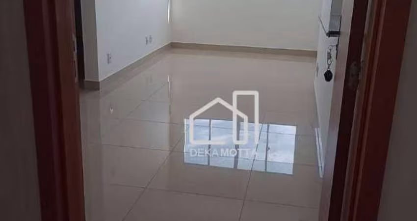 Apartamento com 2 dormitórios à venda, 66 m² por R$ 240.000 - Dona Zulmira - Uberlândia/MG