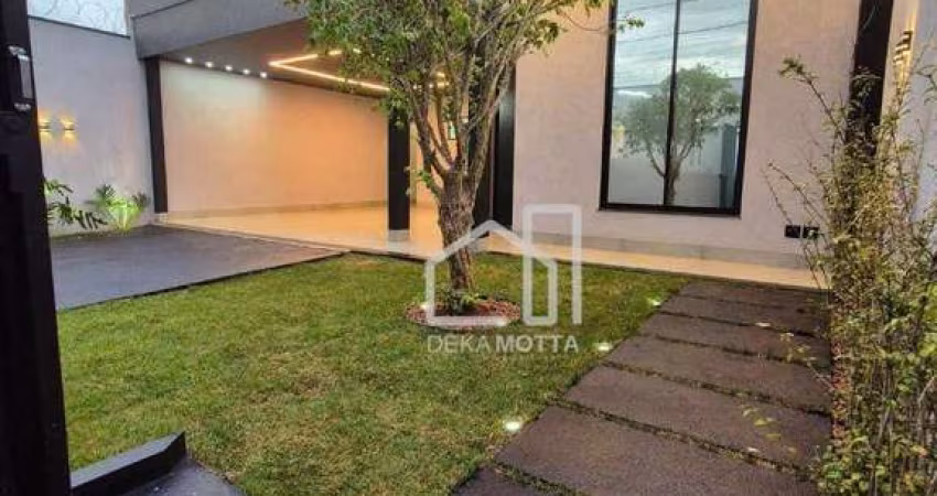 Casa com 3 dormitórios à venda, 190 m² por R$ 1.050.000 - Granada - Uberlândia/MG