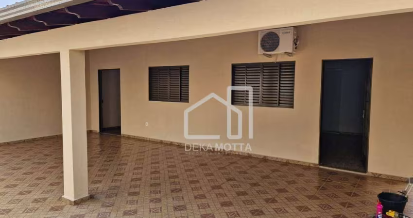 Casa com 3 dormitórios à venda, 144 m² por R$ 650.000,00 - Nova Uberlândia - Uberlândia/MG