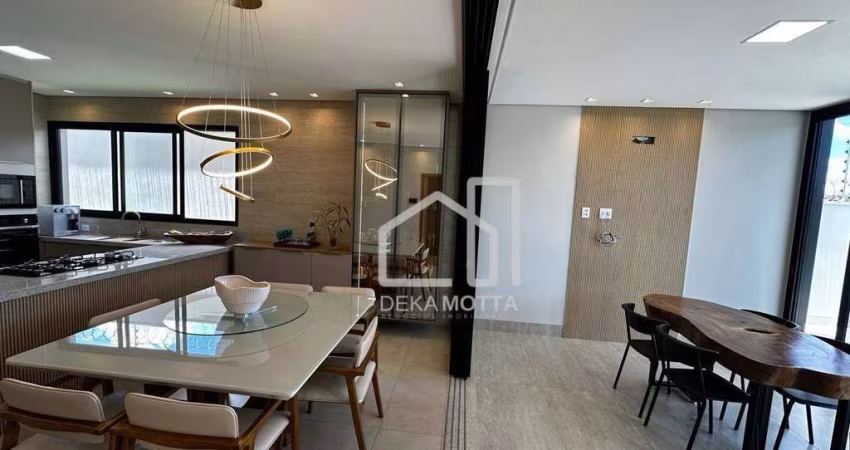 Casa com 4 dormitórios à venda, 260 m² por R$ 2.100.000 - Jardim Inconfidência - Uberlândia/MG