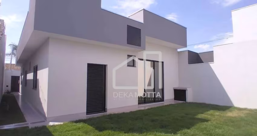 Casa com 3 dormitórios à venda, 130 m² por R$ 690.000,00 - Jardim Ipanema - Uberlândia/MG