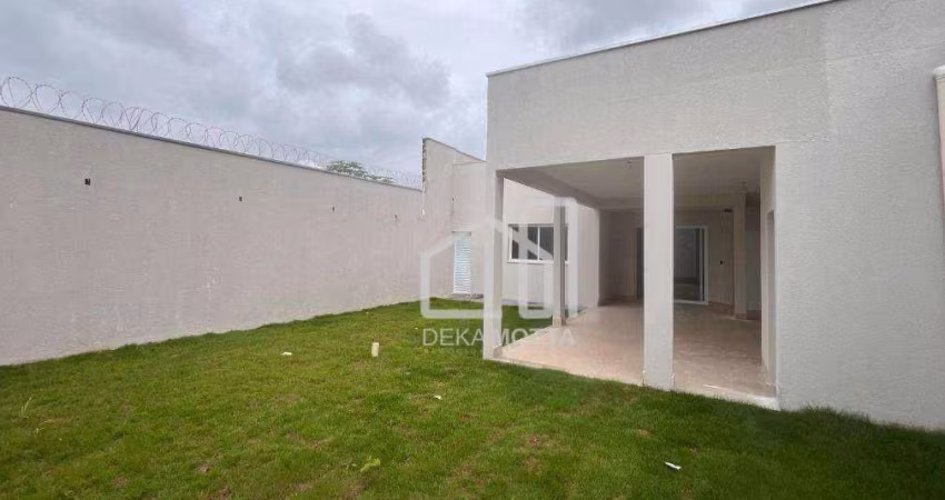 Casa com 3 dormitórios à venda, 250 m² por R$ 1.050.000,00 - Vigilato Pereira - Uberlândia/MG