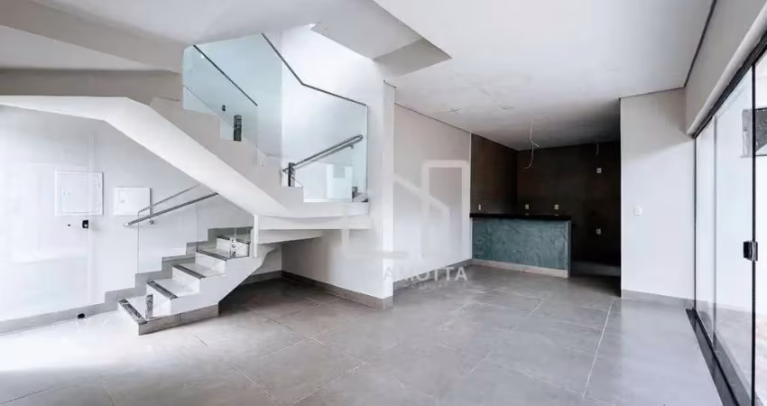 Sobrado com 2 dormitórios à venda, 130 m² por r$ 580.000,00 - novo mundo - uberlândia/mg
