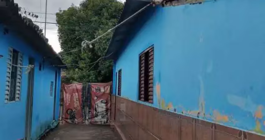 Casa com 3 dormitórios à venda por R$ 250.000,00 - Jardim Ipanema - Uberlândia/MG