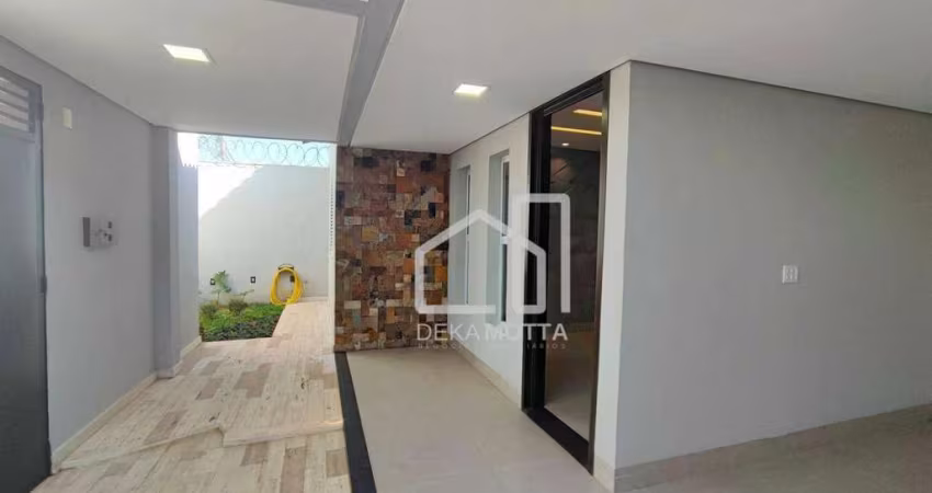 Casa com 3 dormitórios à venda, 200 m² por R$ 1.250.000,00 - Alto Umuarama - Uberlândia/MG
