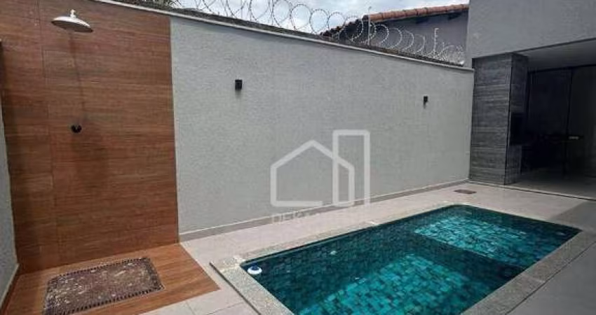 Casa com 3 dormitórios à venda, 150 m² por R$ 850.000,00 - Jardim Patrícia - Uberlândia/MG
