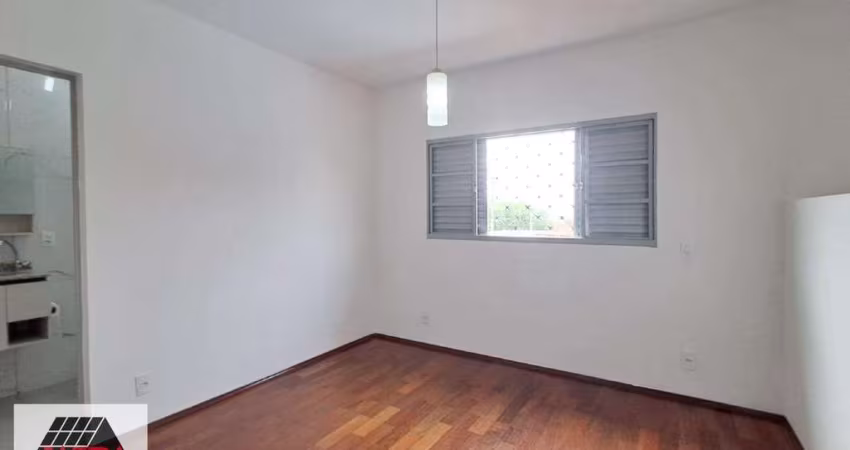 Casa para aluguel, 3 quartos, 2 suítes, 8 vagas, Parque Novo Mundo - Americana/SP