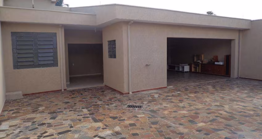 Casa à venda, 4 vagas, Vila Galo - Americana/SP