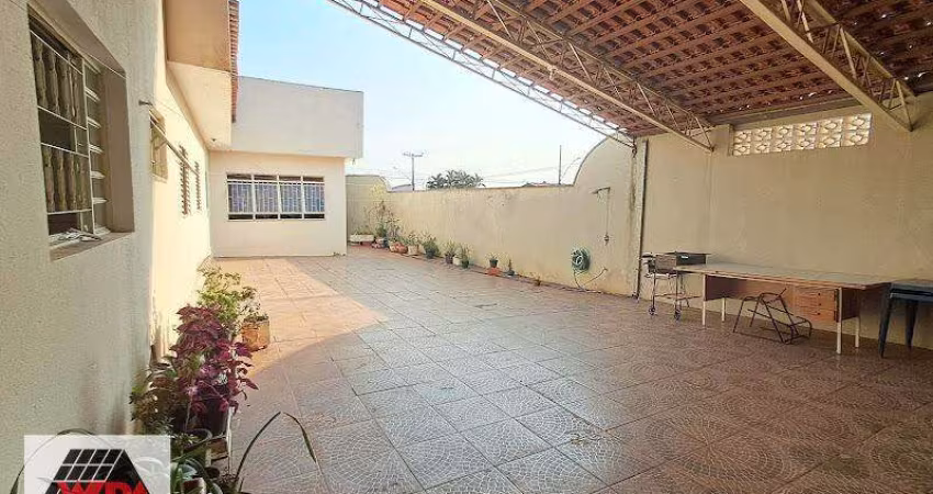 Casa à venda, 3 quartos, 1 suíte, 4 vagas, Cariobinha - Americana/SP