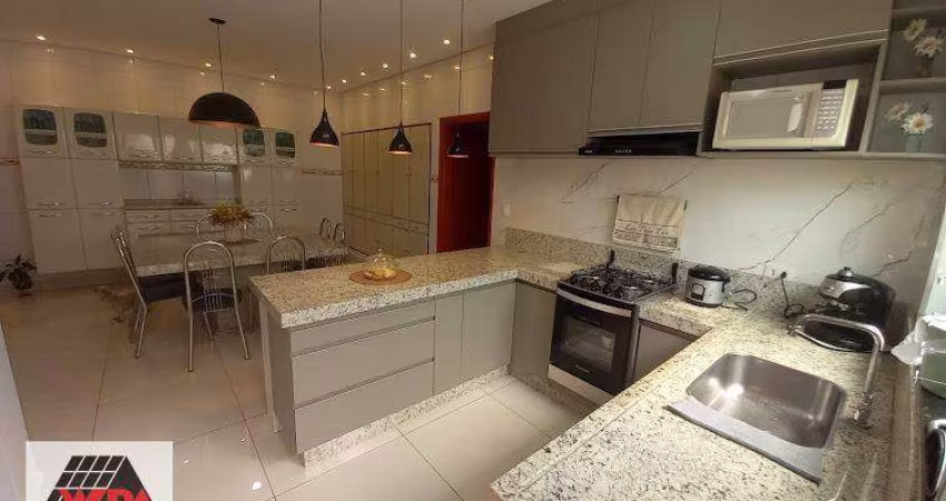 Casa à venda, 3 quartos, 1 suíte, 3 vagas, Vila Cordenonsi - Americana/SP