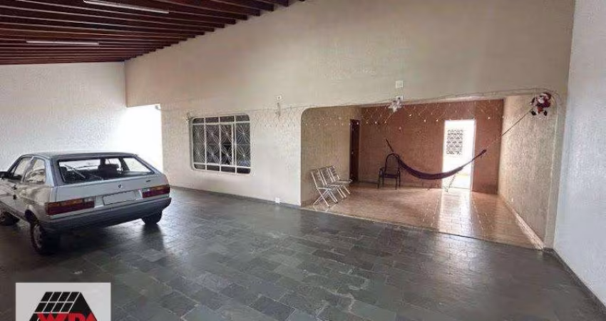 Casa à venda, 3 quartos, 4 vagas, Parque Gramado - Americana/SP