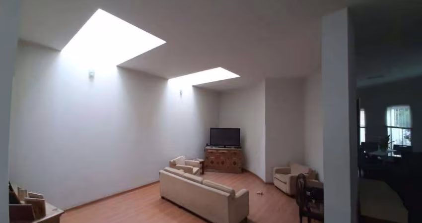 Casa à venda, 4 quartos, 2 suítes, 8 vagas, Chácara Machadinho II - Americana/SP