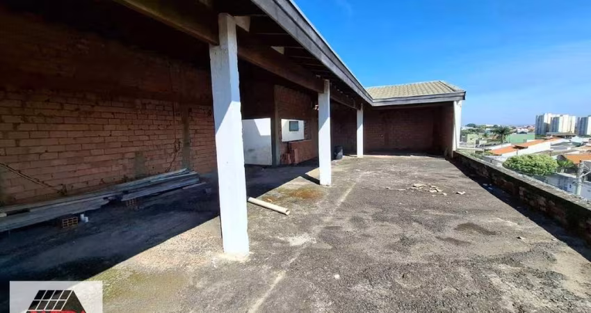 Prédio à venda, 4 salões, 5 banheiros, 4 quartos, 1 suíte, Jardim Dona Regina - Santa Bárbara D'Oeste/SP