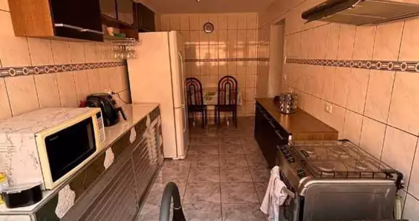 Casa com 2 quartos à venda no Jardim Guilhermina, Santo André 