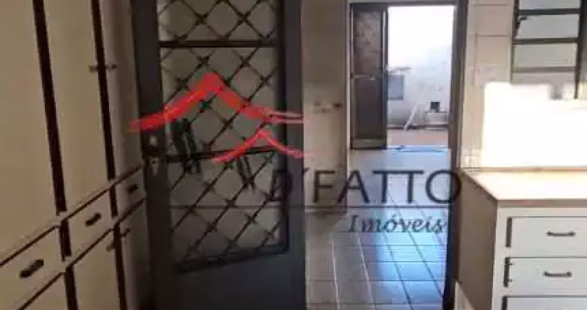 Casa com 3 quartos para alugar na Vila Cordeiro, Bauru 