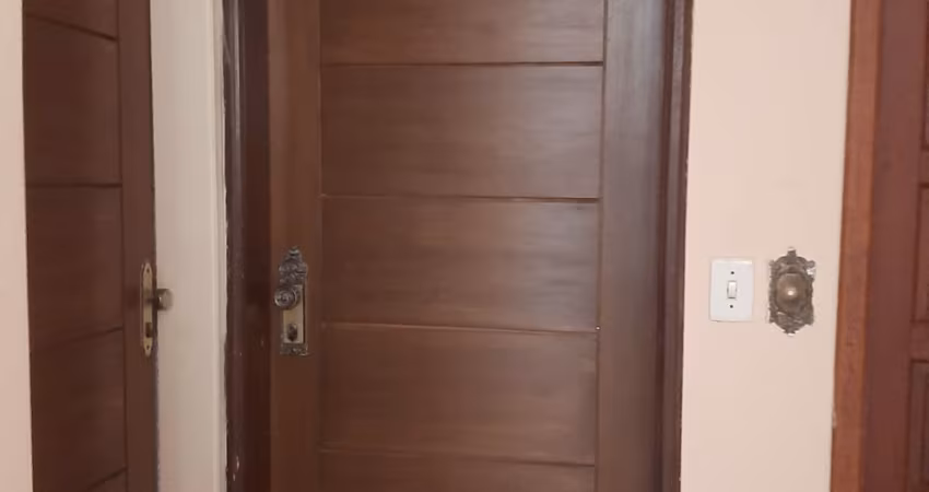 APARTAMENTO 2/4 NA PITUBA