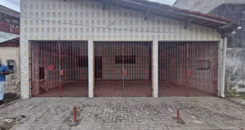 Excelente casa com 2 dormitórios no bairro jardim imperador em praia grande!