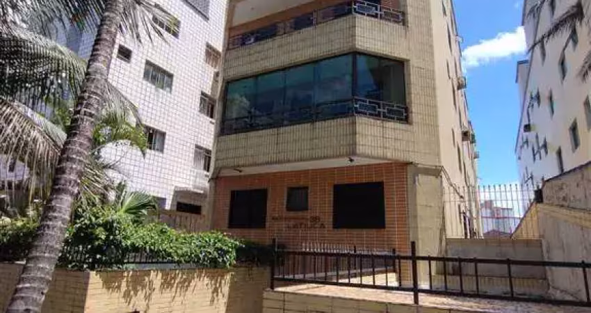 Excelente apartamento de  02 dormitórios, sendo 01 suíte, sacada integrada com os dormitórios. o imóvel está localizado na vila guilhermina, um dos bairros mais movimentados de praia grande, bairro qu