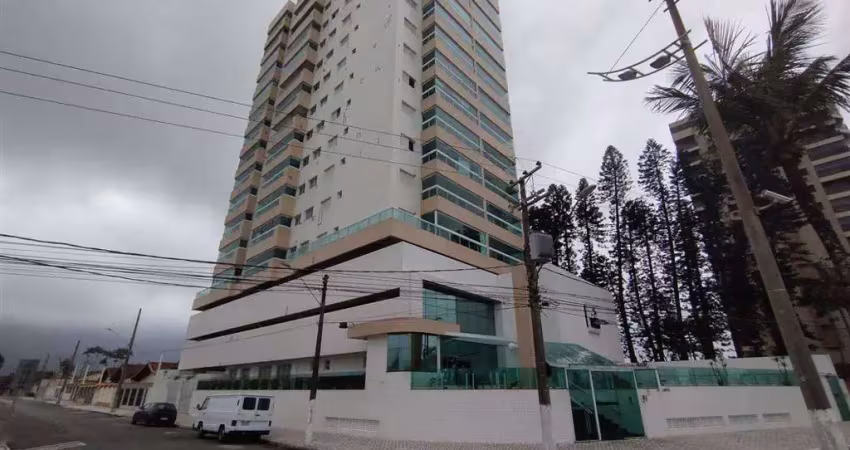 Excelente apartamento de 03 dormitórios, sendo 01 suíte, 02 vagas de garagem, sacada gourmet com churrasqueira e envidraçada, prédio frente ao mar com vista livre. O imóvel está localizado no Balneári