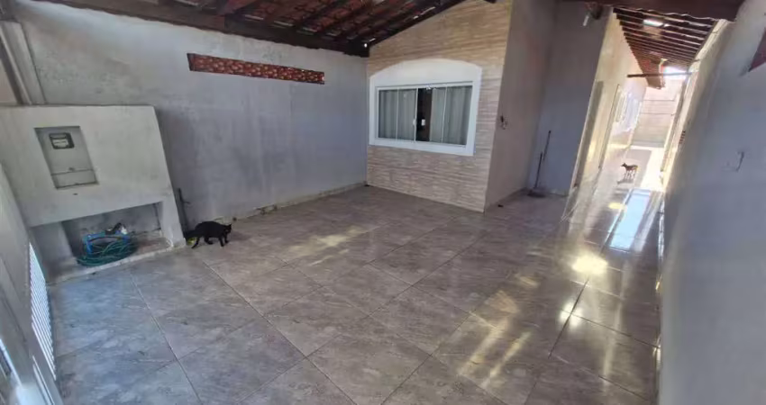 Excelente casa geminada com 02 dormitórios no bairro vila caiçara em praia grande!