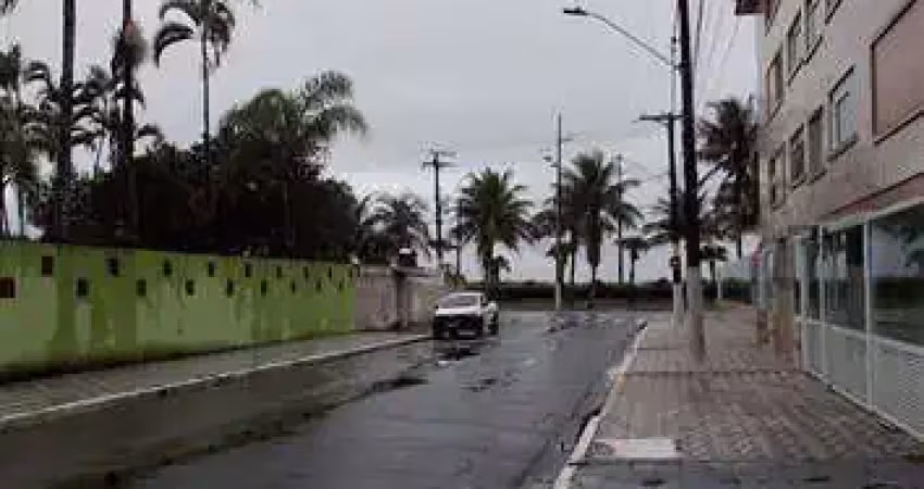 Excelente apartamento para locação de 02 dormitórios. o imóvel está localizado solemar, bairro que se valorizado através de recentes investimentos em praia grande, proporcionando mais comodidade e seg
