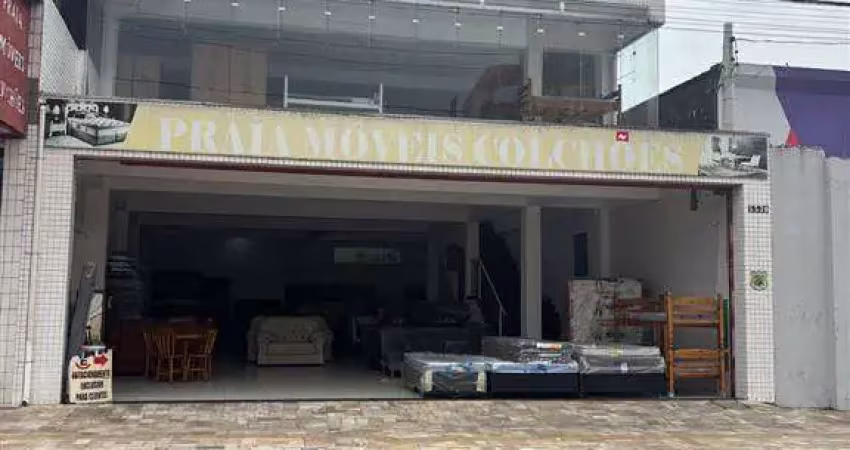 Excelente imóvel para locação podendo ser divida em 02 lojas no valor de r$ 25.000,00 cada uma. o imóvel está localizado na vila tupi,  bairro que recebeu muitas melhorias nestes últimos anos. para am