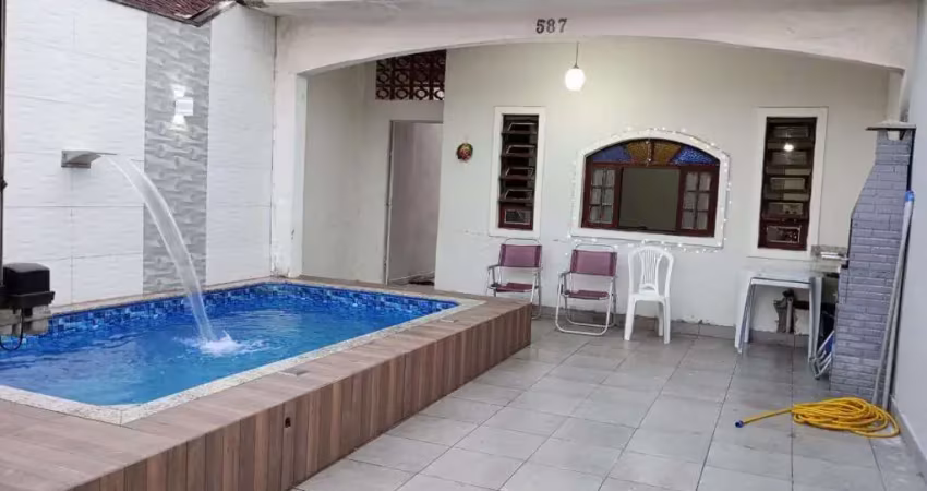 Casa com  108,00 m² - vila caicara - praia grande sp