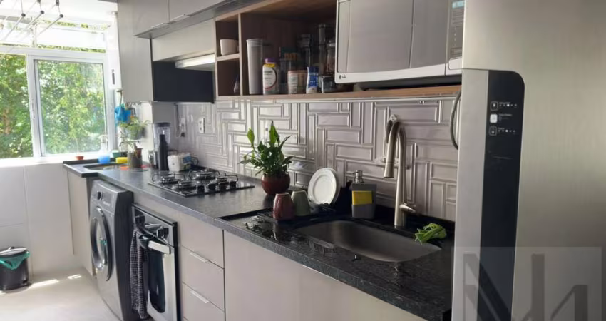 Apartamento para Venda em Petrópolis, Nogueira, 2 dormitórios, 1 suíte, 2 banheiros, 1 vaga