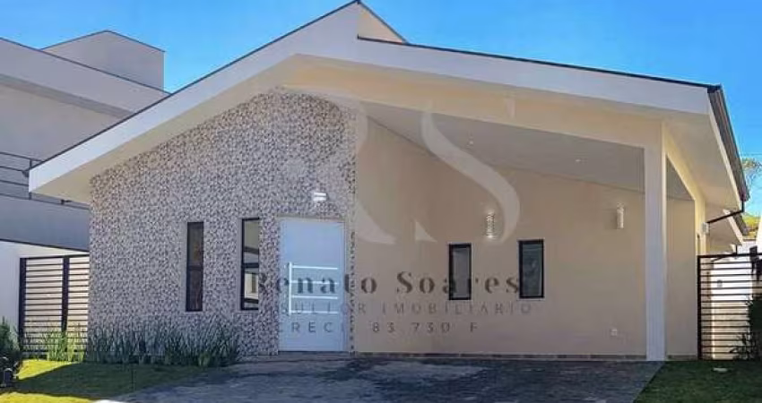 CASA TÉRREA PRIMOROSA ,REPLETA DE ARMÁRIOS