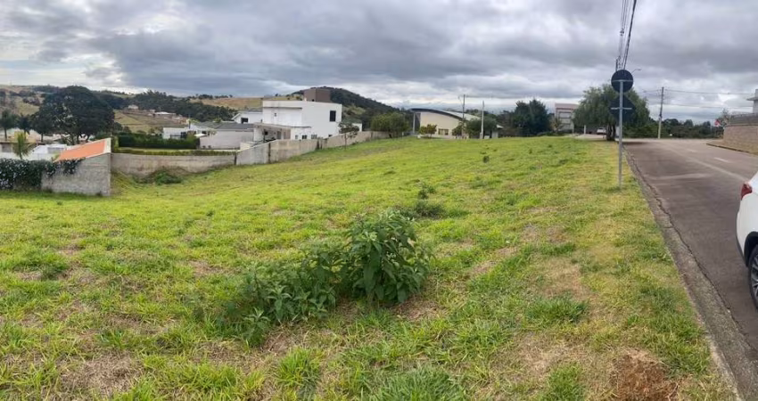 Terreno de esquina no condomínio Montes Claros  Itupeva/SP