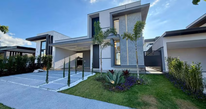 CASA TÉRREA MODERNA COM 3 SUÍTES E PISCINA ,  LOCALIZADA NO GRANVILLE