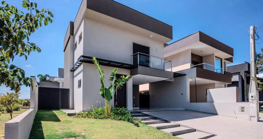 SOBRADO COM 3 SUÍTES E PISCINA ,  LOCALIZADO NO GRANVILLE